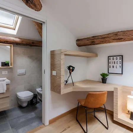 Casa Magenta Apartment