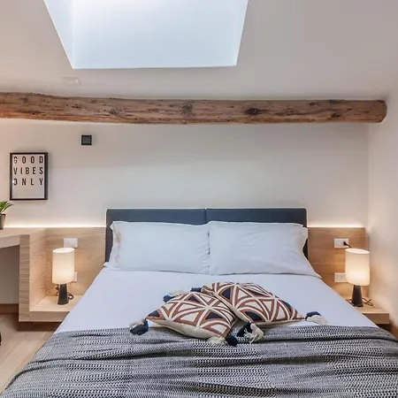 Casa Magenta Apartamento Como